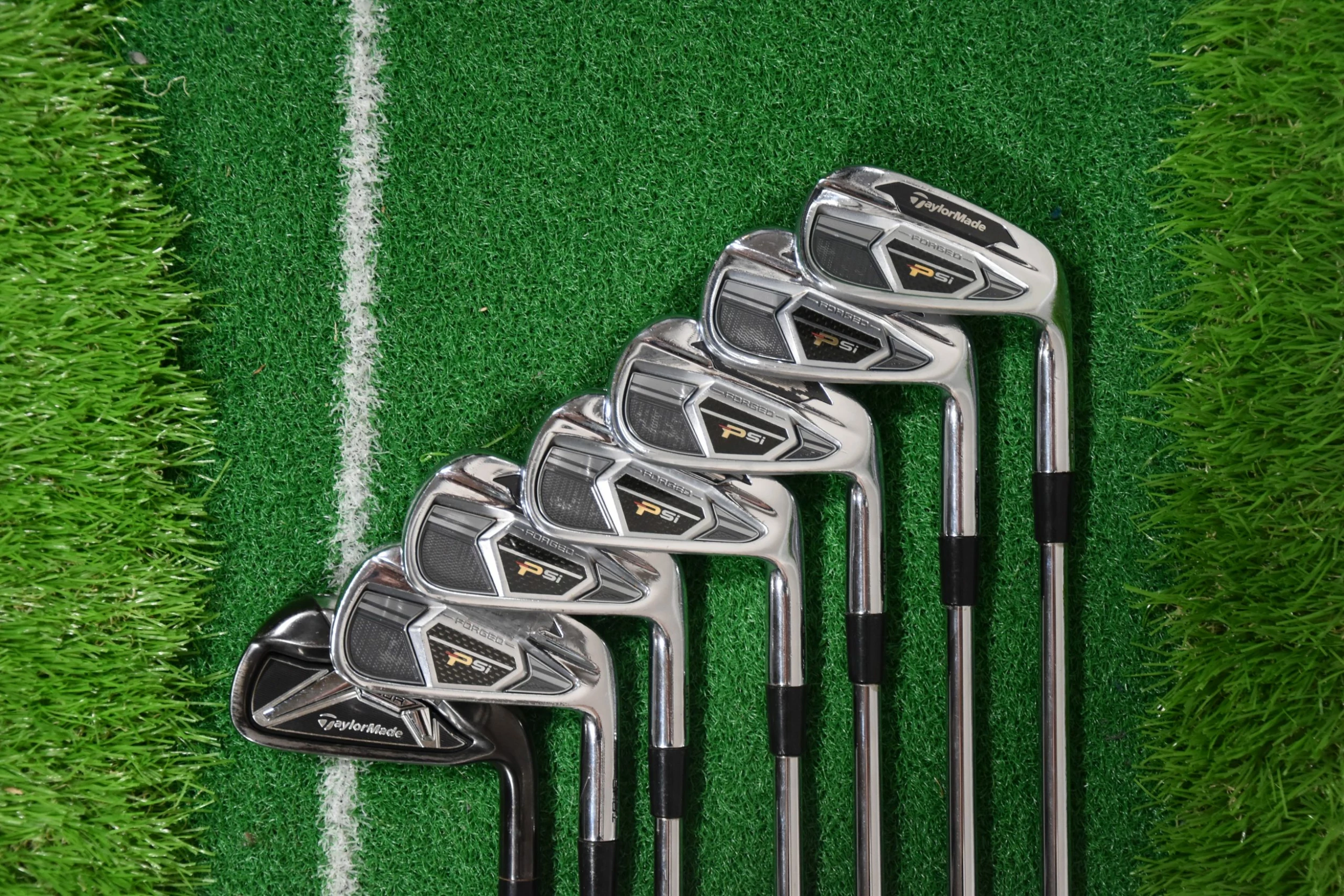 Taylormade PSI Tour Forged Iron Set (5-PW), M2 Tour (4-Iron) 3 Taylormade PSI Tour Forged Iron Set (5-PW), M2 Tour (4-Iron)