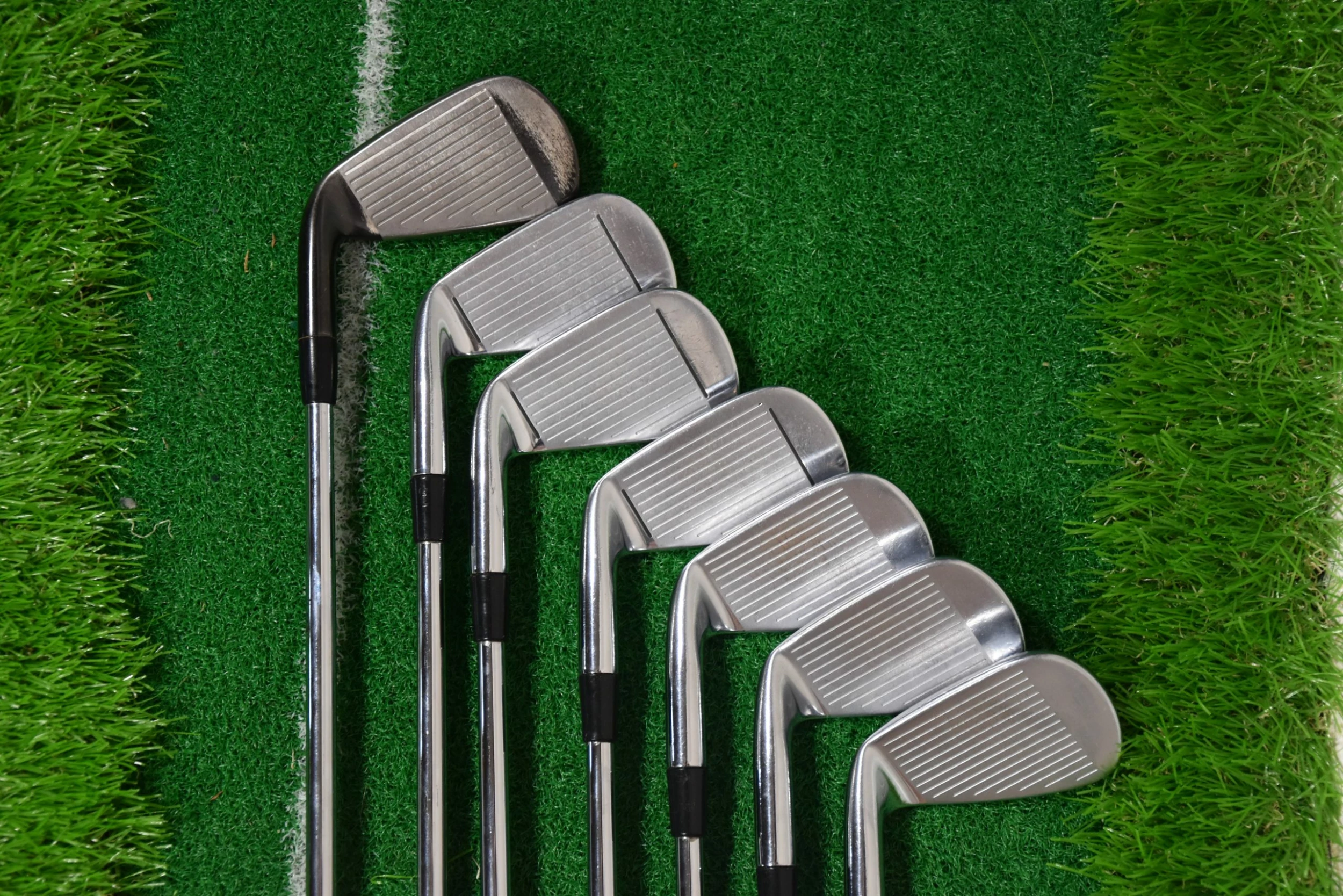 Taylormade PSI Tour Forged Iron Set (5-PW), M2 Tour (4-Iron) 4 Taylormade PSI Tour Forged Iron Set (5-PW), M2 Tour (4-Iron) - Image 2